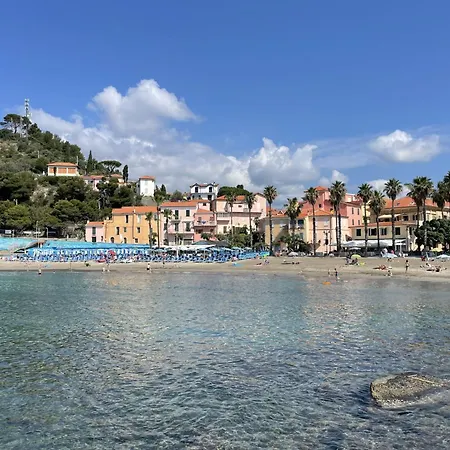 شقة La Casetta Del Pescatore By Interhome *