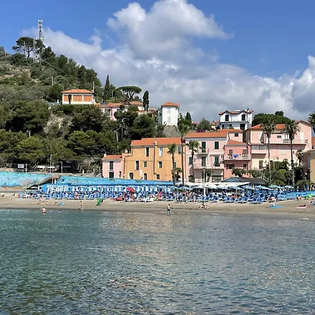 La Casetta Del Pescatore By Interhome